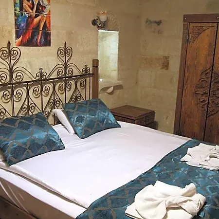 Mansion Hotel 3*